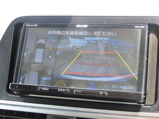 シエンタ ハイブリッド(トヨタ)の車両写真