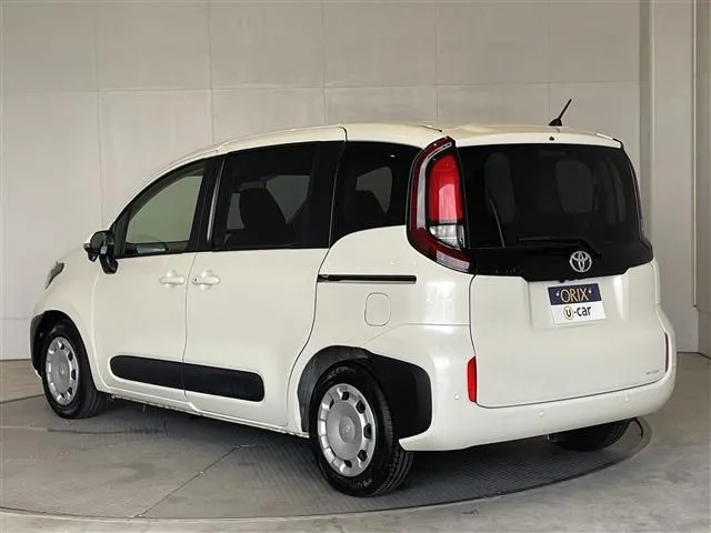 シエンタ（トヨタ）の車両写真