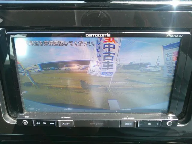 プリウス 4WD(トヨタ)の車両写真