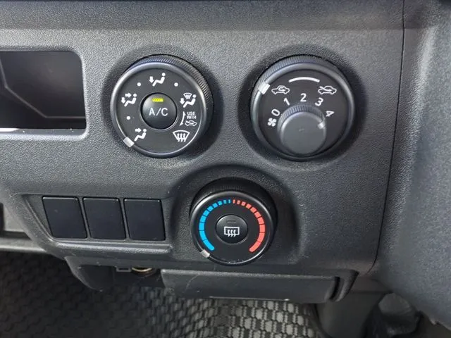トヨタ　ハイエースバン　４ＷＤ
