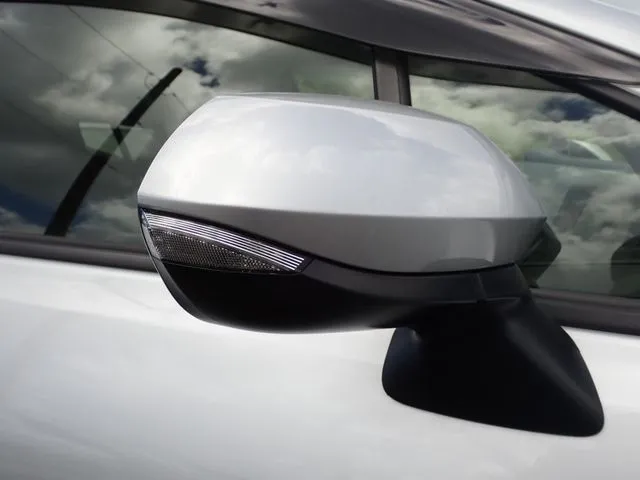 アクア（トヨタ）の車両写真