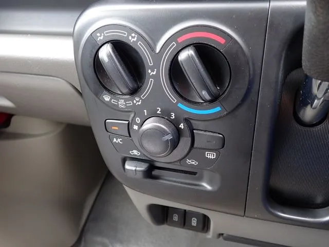 エブリイバン(スズキ)の車両写真