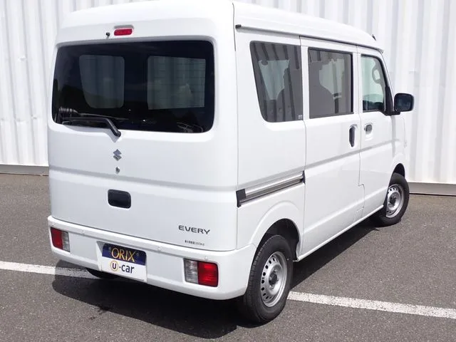 エブリイバン(スズキ)の車両写真