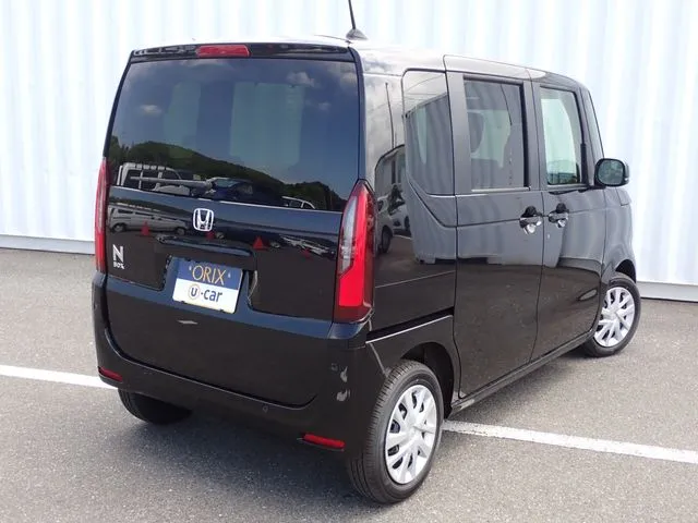 ホンダ　Ｎ　ＢＯＸ　４ＷＤ