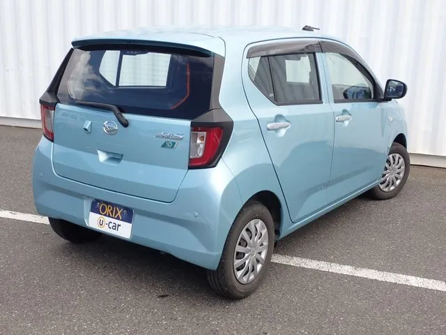 ミラ　イース（ダイハツ）の車両写真