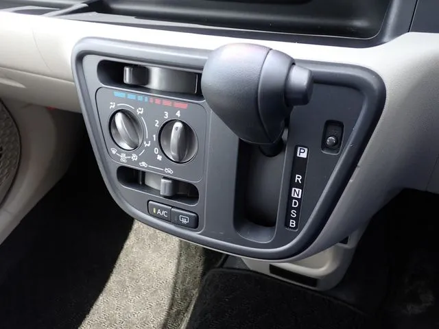 パッソ(トヨタ)の車両写真