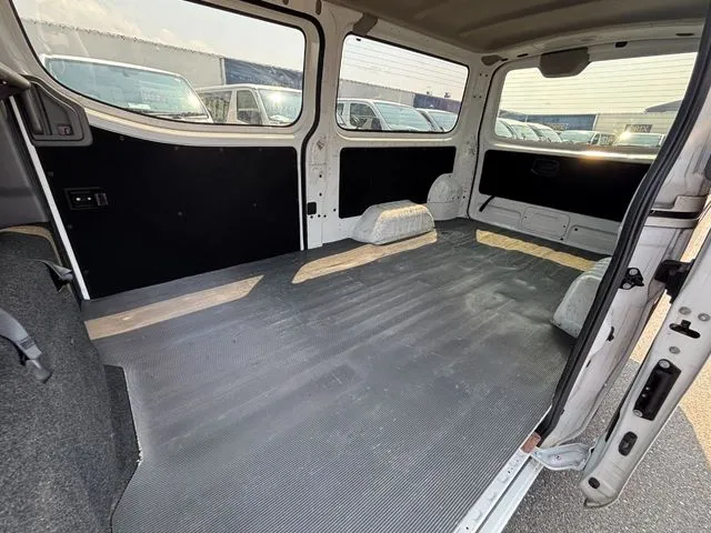 NV350キャラバン 1.25t(ニッサン)の車両写真