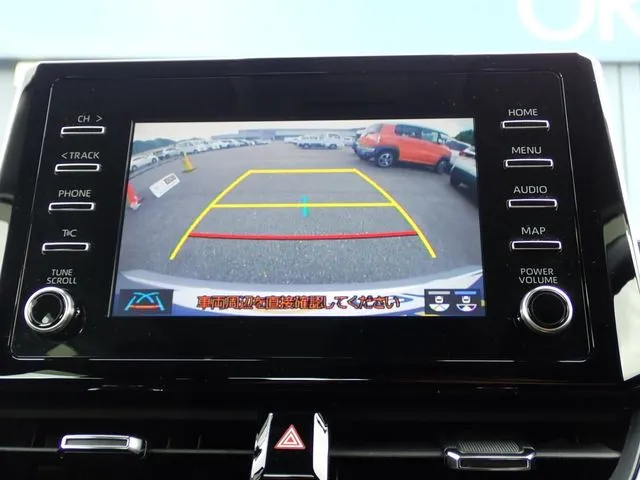 カローラ　セダン　ハイブリッド（トヨタ）の車両写真