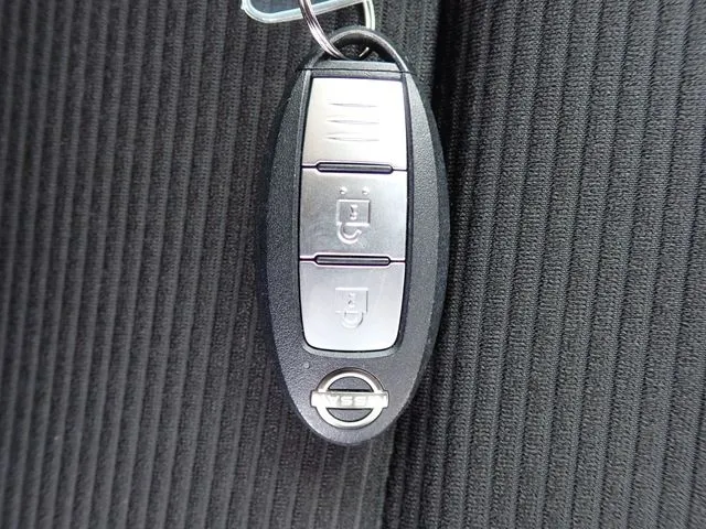 ノート(ニッサン)の車両写真