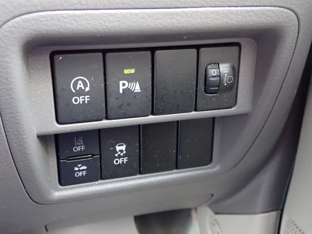 エブリイバン（スズキ）の車両写真