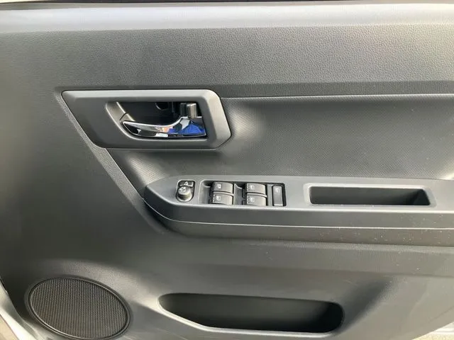 ミラ　イース　４ＷＤ（ダイハツ）の車両写真