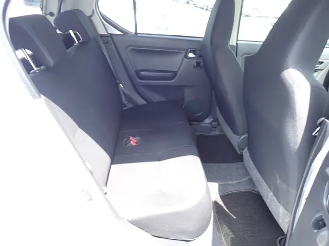 ミラ イース(ダイハツ)の車両写真