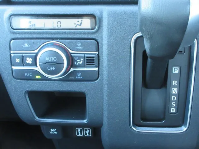 アトレーバン　４ＷＤ（ダイハツ）の車両写真