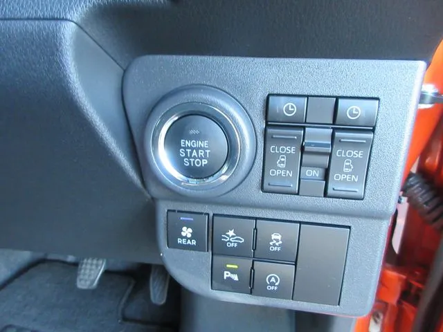 アトレーバン　４ＷＤ（ダイハツ）の車両写真
