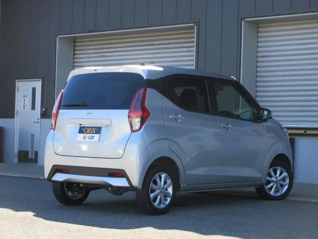デイズ　４ＷＤ（ニッサン）の車両写真
