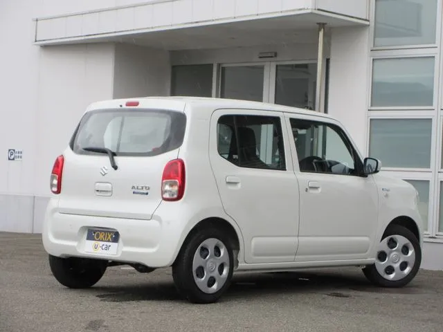 アルト 4WD(スズキ)の車両写真