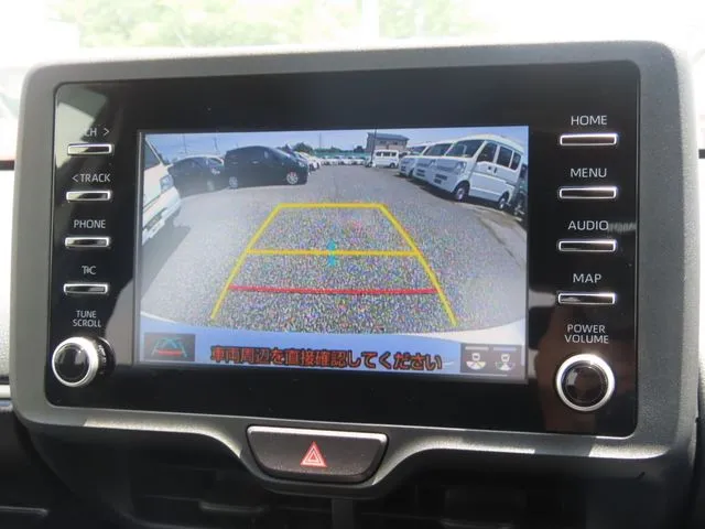 ヤリス ハイブリッド(トヨタ)の車両写真