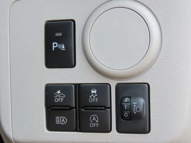 ミラ イース(ダイハツ)の車両写真