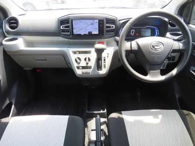 ミラ イース(ダイハツ)の車両写真