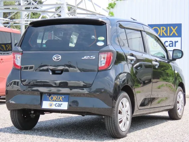 ミラ イース(ダイハツ)の車両写真