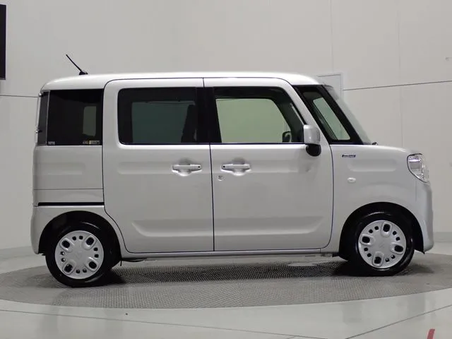 スズキ　スペーシア