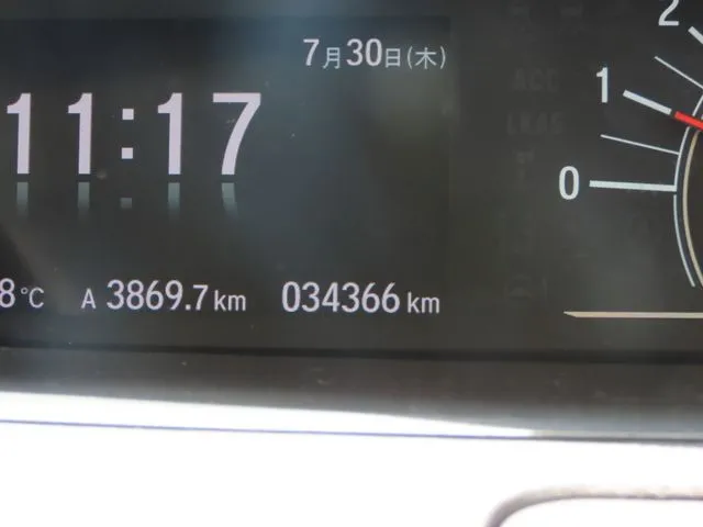 N BOX(ホンダ)の車両写真