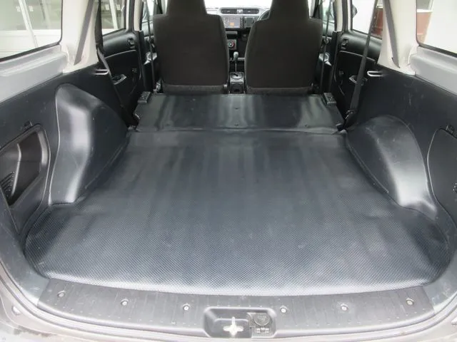 プロボックスバン 4WD(トヨタ)の車両写真
