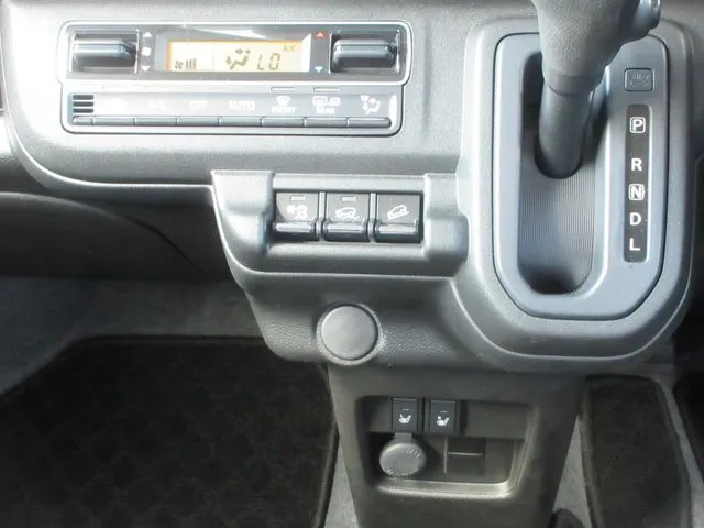 ハスラー 4WD(スズキ)の車両写真