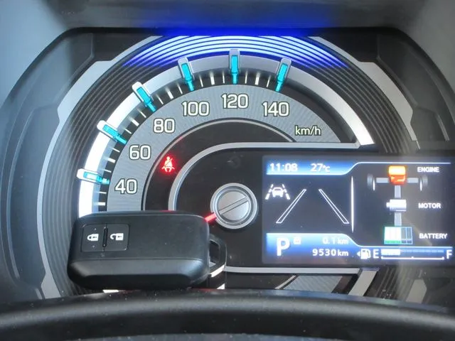 ハスラー 4WD(スズキ)の車両写真