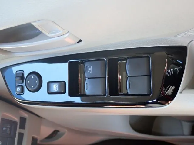 ルークス(ニッサン)の車両写真