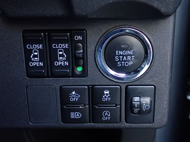 ウェイク(ダイハツ)の車両写真