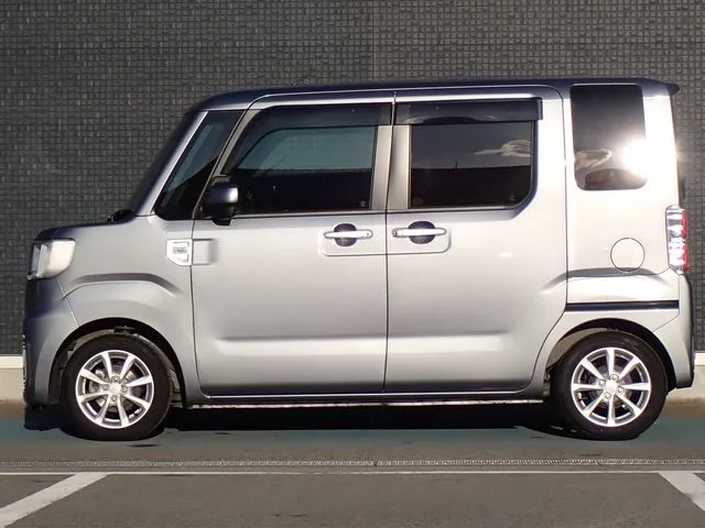 ウェイク(ダイハツ)の車両写真