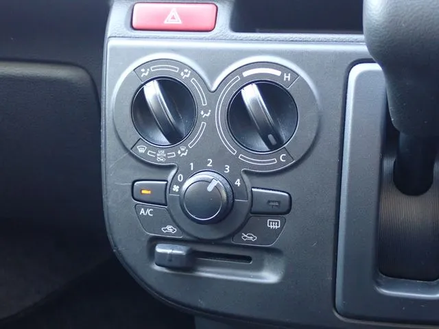アルト(スズキ)の車両写真