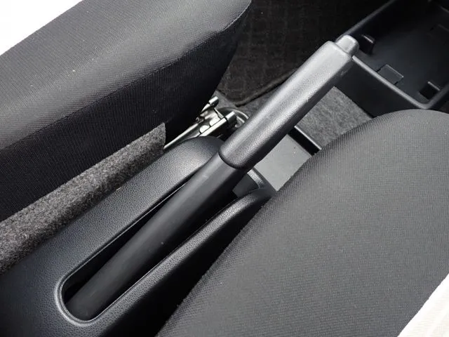 ミラ イース(ダイハツ)の車両写真