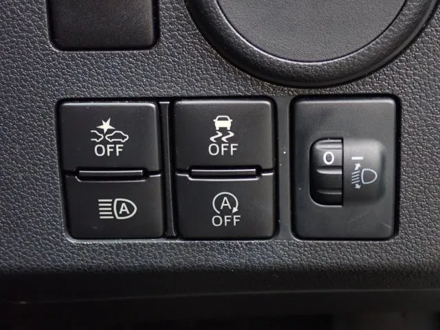 ミラ イース(ダイハツ)の車両写真