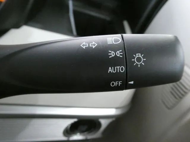 スペーシア（スズキ）の車両写真