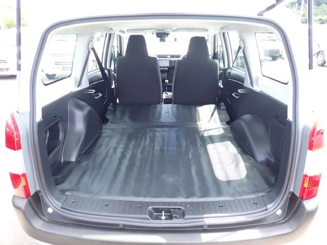 プロボックスバン　２ＷＤ（トヨタ）の車両写真
