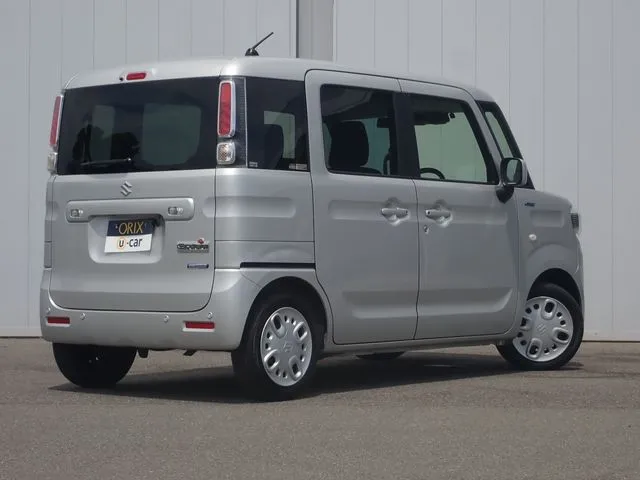 スペーシア(スズキ)の車両写真