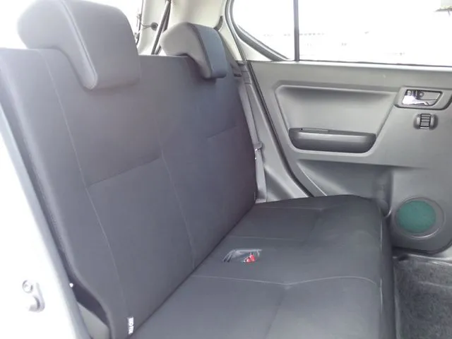 ミラ イース(ダイハツ)の車両写真