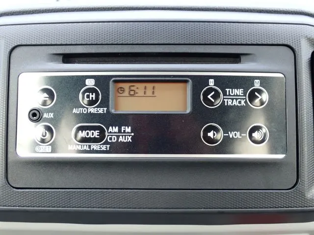 ミラ イース(ダイハツ)の車両写真