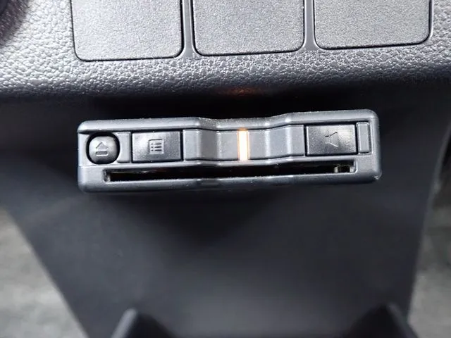ミラ イース(ダイハツ)の車両写真