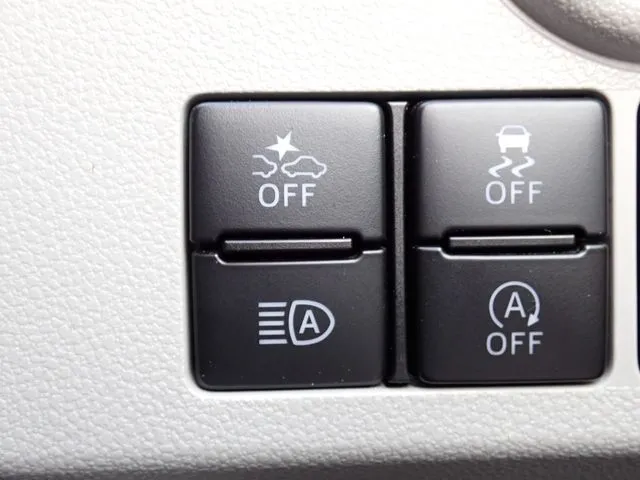 ミラ イース(ダイハツ)の車両写真