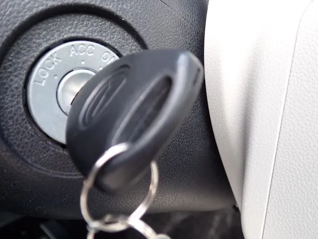 ミラ イース(ダイハツ)の車両写真