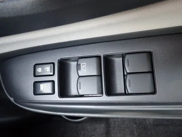 ノート(ニッサン)の車両写真
