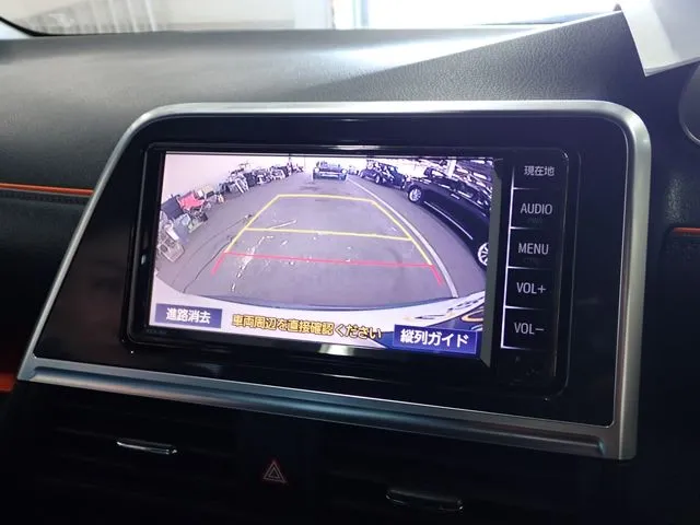 シエンタ ハイブリッド(トヨタ)の車両写真