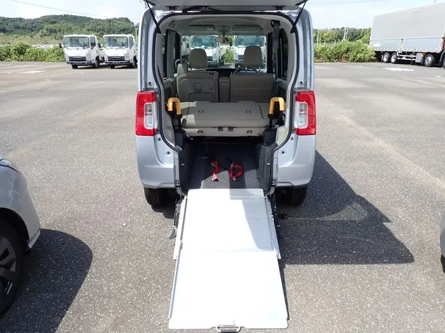 ダイハツ　タント