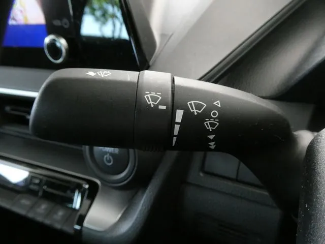 プリウス（トヨタ）の車両写真