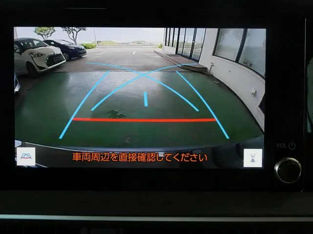 プリウス（トヨタ）の車両写真
