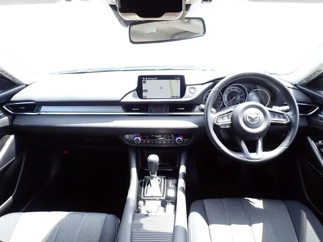 MAZDA6 セダン(マツダ)の車両写真