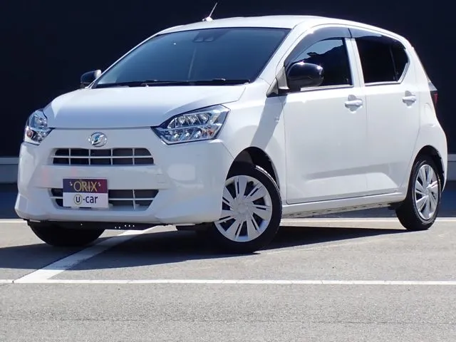 ミラ　イース（ダイハツ）の車両写真